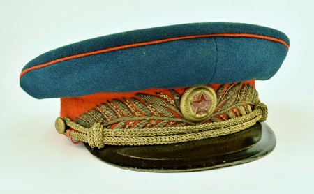 Фуражка генерала АБТВ РККА обр. 1945 года на Парад Победы.