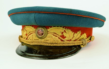 Фуражка маршала обр. 1945 года на Парад Победы.