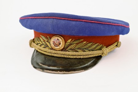 Фуражка НКВД обр. 1945 года на Парад Победы.