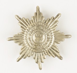 Знак на головной убор нижних чинов РИА.