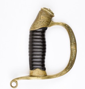 Рукоять от русской драгунской офицерской шашки, образца 1909 года.