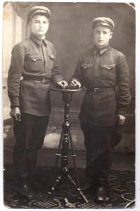 Фотография Советских военнослужащих.