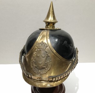 Шведский пикельхельм, образца 1887 года.
