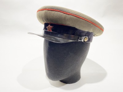 Фуражка офицерского состава танковых войск РККА образца 1935 года, СССР.