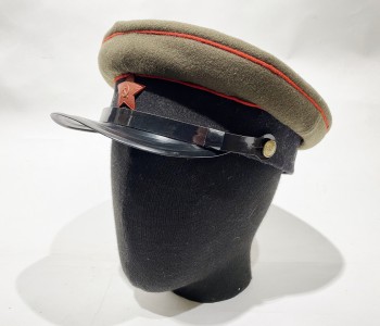 Фуражка офицерского состава артиллерии РККА образца 1935 года, СССР.